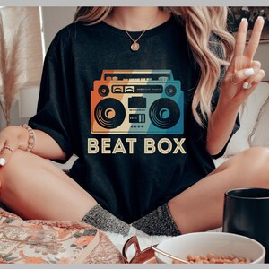 Camicia Beat Box, Camicia Oldshool nostalgica, Camicia vintage, Camicia di compleanno, Camicia in stile retrò, Camicia a cassetta, Camicia Ritorno agli anni '80, Retro