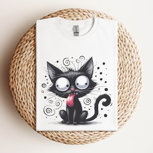 Camiseta "Crazy Cat", linda camisa de gato negro, divertida camiseta gráfica de gatito de dibujos animados unisex, ropa felina de moda, camiseta de fiesta de gato superior