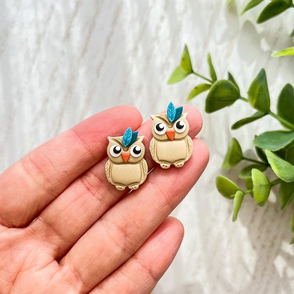 Boucles d’oreilles hibou en argile polymère, bijoux hibou, cadeau sur le thème du hibou, boucles d’oreilles pour animaux faites à la main, cadeau inspiré de la nature, cadeau d’amoureux des oiseaux