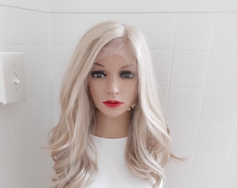 Light blonde mix human hair blend lace front wig 16&#39;&#39;