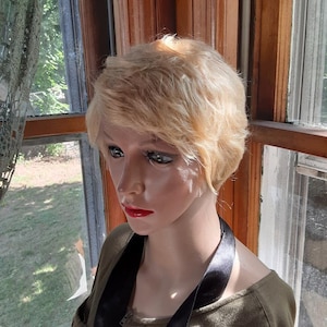 613 blonde human hair pixy cut wig lace front with parting space.
