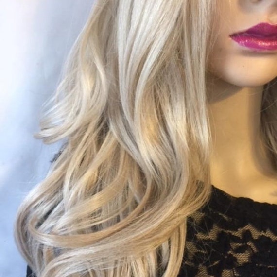 Light Sandy Blonde Lace Front Wig Human Hair Bend - Etsy display picture 2