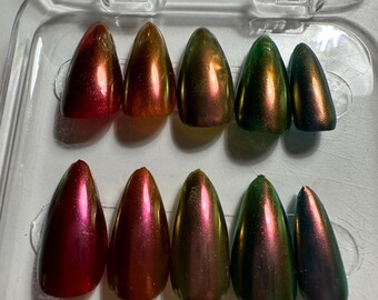 Aesthetic rainbow, chrome nails