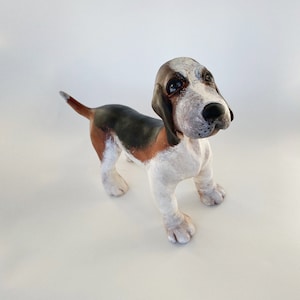 Beagle Dog Character, Art Doll, figurina di quercia; Home decor; regalo per gli amanti dei cani