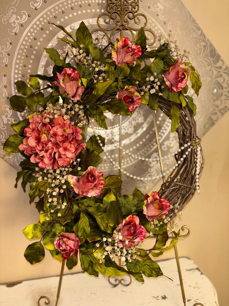 Mauve Roses Hydrangeas Wreath, Victorian Romantic Door Decor, Pearl Accents, 22" Grapevine Base image 4
