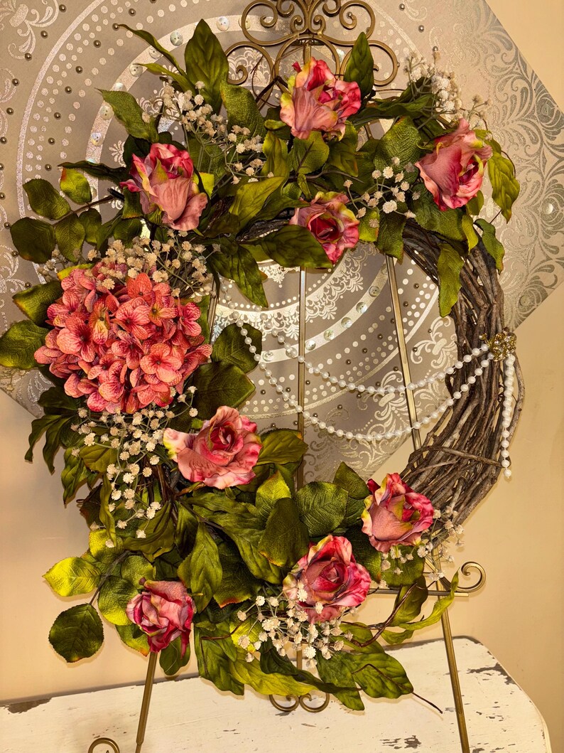 Mauve Roses Hydrangeas Wreath, Victorian Romantic Door Decor, Pearl Accents, 22" Grapevine Base image 3