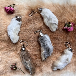 Lucky Rabbit Foot Keychain Charm, Natural Fur Color, Handmade, Authentic Rabbit&#39;s Foot Keychain, Lucky Charm, Oddity Charm, Rabbit Fur charm