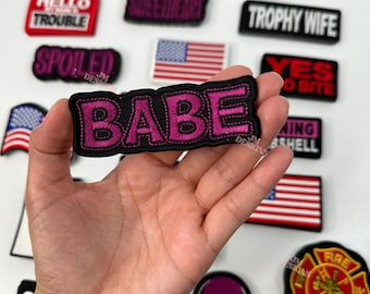 Strykmärke Babe | Daring Patches Strykmärken | Rosa lappar | Flicklappar | Hattstång | Truckerkeps