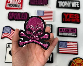 Hierro de calavera rosa en parche / Hierro encendido / Parche / Parches rosas / Barra de sombrero / Sombrero de camionero