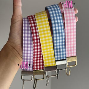 Gingham Armband Schlüsselanhänger, Stoff Armband Schlüsselanhänger, Boho Schlüsselanhänger, moderne Schlüsselanhänger für Frau, neues Auto Geschenk, Handgelenk Schlüsselanhänger lanyard