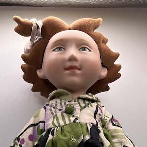 Super Rare!!! SIGNED Shelly Thornton  Edie Doll, 2006 NIADIA Convention. Robert Tonner and Tonner Doll Company.