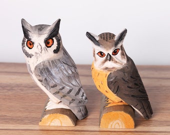 Hand-carved wooden birds:Owl. Home Decor,Patio Decor,Bird Ornament