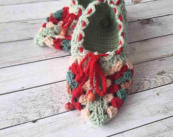 Cozy Crochet Granny Slippers - Women's Slipper Socks, Crochet Footies Pattern, Gift For Mom, Photo Tutorial Included, Mother's Day Gift Idea