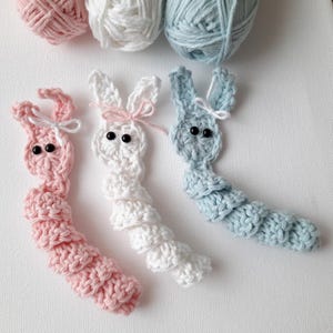 BUNDLE: Crochet PATTERN + Poem TAGS, Easter Bunny Worry Worm, Wiggly Wiggle Worm, Crochet Easter Bunny Pattern, Crochet Rabbit, Fidget Toy