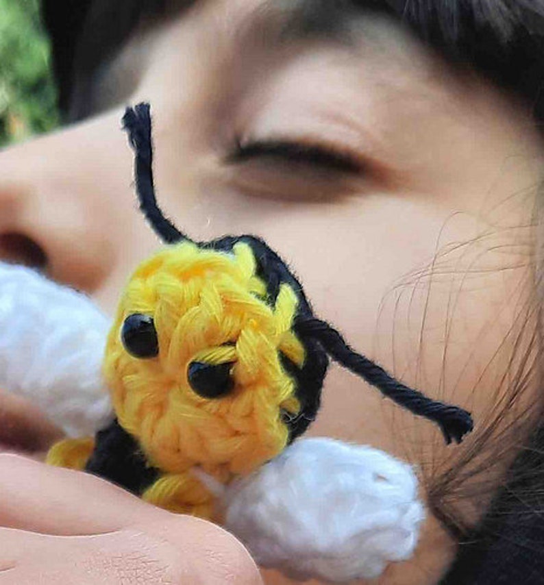 Bumble bee crochet pattern