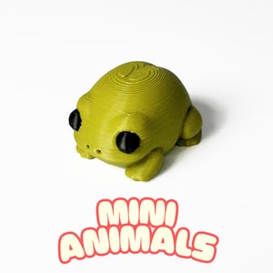 3D Printed Green Frog Mini Animals - Cute Fidget Toys - Fun Gifts for All Ages - Animal Party Favors - Sensory Toy