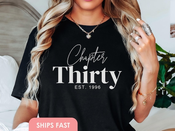 Birthday Gift 30th Shirt For Women 1996 Shirt 30th Birthday T-Shirt Women's Birthday 30th Gift For Friend Turning Thirty Gift Book Lover Tee