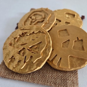 Sea of Thieves Pirate Treasure Coins with Burlap Tie String Bag