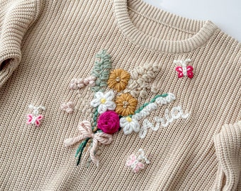 Pull brodé à la main de haute qualité, Broderie florale, Pull avec prénom, Pull pour bébé et enfant, Pull avec prénom pour enfant, Pull personnalisé, Cadeau d'anniversaire