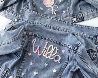 Veste en jean pour bébés et tout-petits,Veste personnalisée,Veste en jean prénom,Veste bébé,Tenue fleur fille,Cadeau de naissance,Cadeau de baby shower,Cadeau d'anniversaire