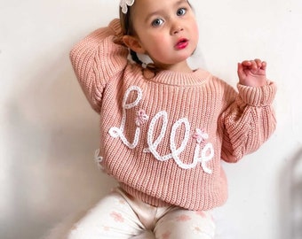 Pull en tricot personnalisé, pull brodé à la main, pull pour bébé et enfant, pull avec prénom pour enfant, pull personnalisé, pull saupoudré,