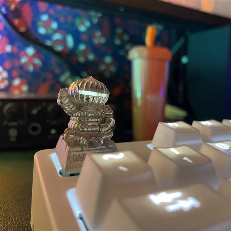 Siegmeyer of Catarina Keycap, Dark Souls, Siegmeyer of Catarina, Video Games Gift, Siegward Onion knight Statue, For Cherry MX switches image 7