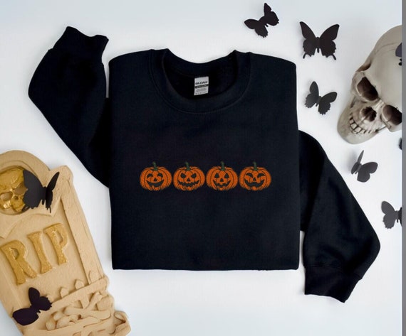 Embroidered Pumpkin Sweatshirt,Halloween Crewneck, Fall Embroidery Sweatshirt,Pumpkin Crewneck