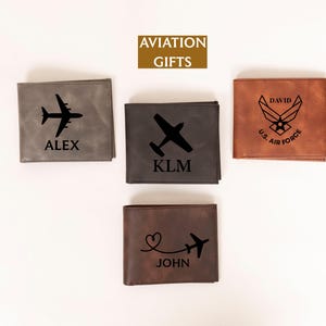 Regalo de billetera de piloto personalizado, regalo de personal de la fuerza aérea personalizado, regalo de aviones para hombres, billetera de cuero grabada de aviación, regalo para papá, él, hijo