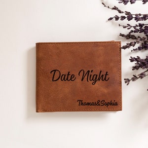 Cartera personalizada para una cita nocturna, regalo personalizado para pareja, cartera de cuero marrón, cartera con monograma, regalo para él, cartera para hombre, regalos geniales para novios