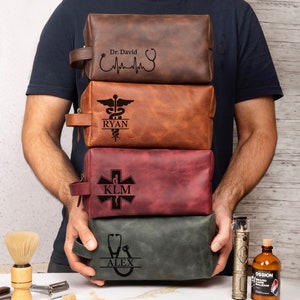 Personalized Medical Staff Christmas Gift, Leather Bag for Doctors, Custom Nurse Leather Dopp Kit, Stethoscope Case, Graduation Gift Son