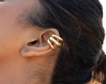Gold Ear Cuff ~ Dainty Minimal Jewelry ~ Helix Chunky Ear Cuff Earrings ~ Gift for her ~ Silver Cuff Earrings ~ Stacking Earrings Conch