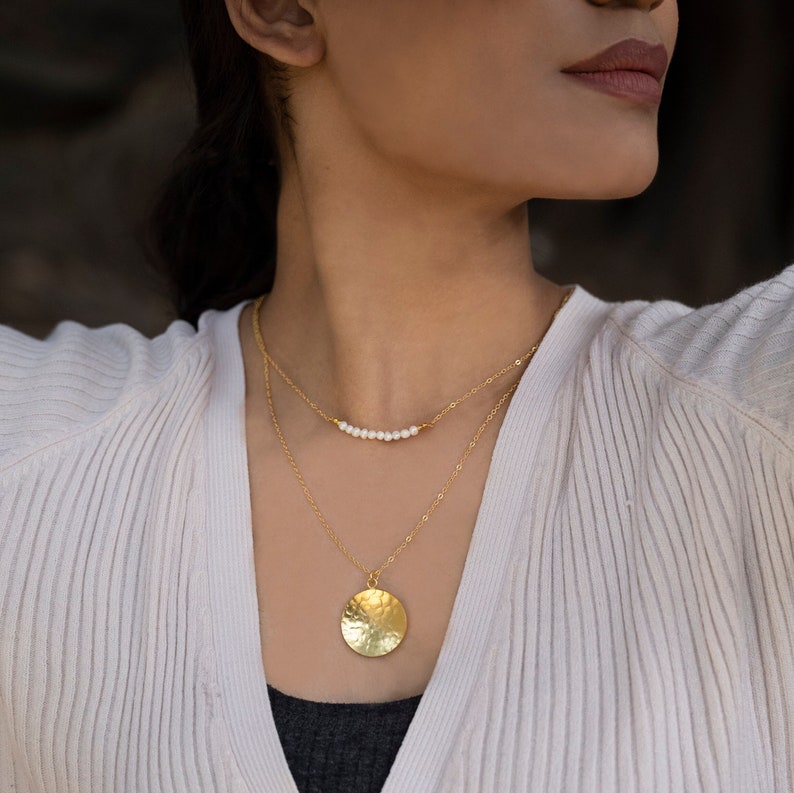 Valentines Gift for her Minimal Jewelry Layering Necklace Pearl Necklace Dainty Jewelry 18k gold necklace Minimal Jewelry Mothers day Gift Bridal Jewelry Pearl jewelry for her Western necklace Handmade necklace for her