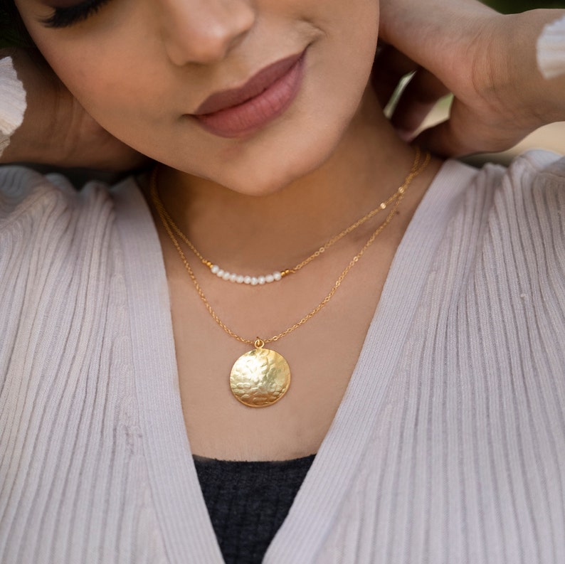 Minimal Jewelry Layering Necklace Pearl Necklace Dainty Jewelry 18k gold necklace Minimalist Jewelry Thanksgiving Gift for her