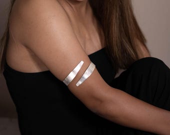 Silver Upper Arm Cuff Silver Bracelet Handmade Jewelry Bicep Minimalist Cuff Band Brass Jewelry Wedding Gift for her Bridal Armband Gold