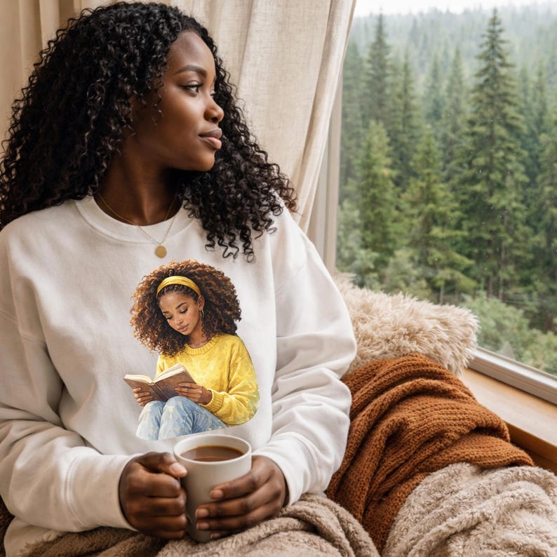 Puede incluir: Un juego de tres tazas de cer&aacute;mica con un acabado mate moteado. Las tazas son de color crema, gris claro y gris oscuro. Cada taza tiene un dise&ntilde;o simple y minimalista y un asa redondeada.