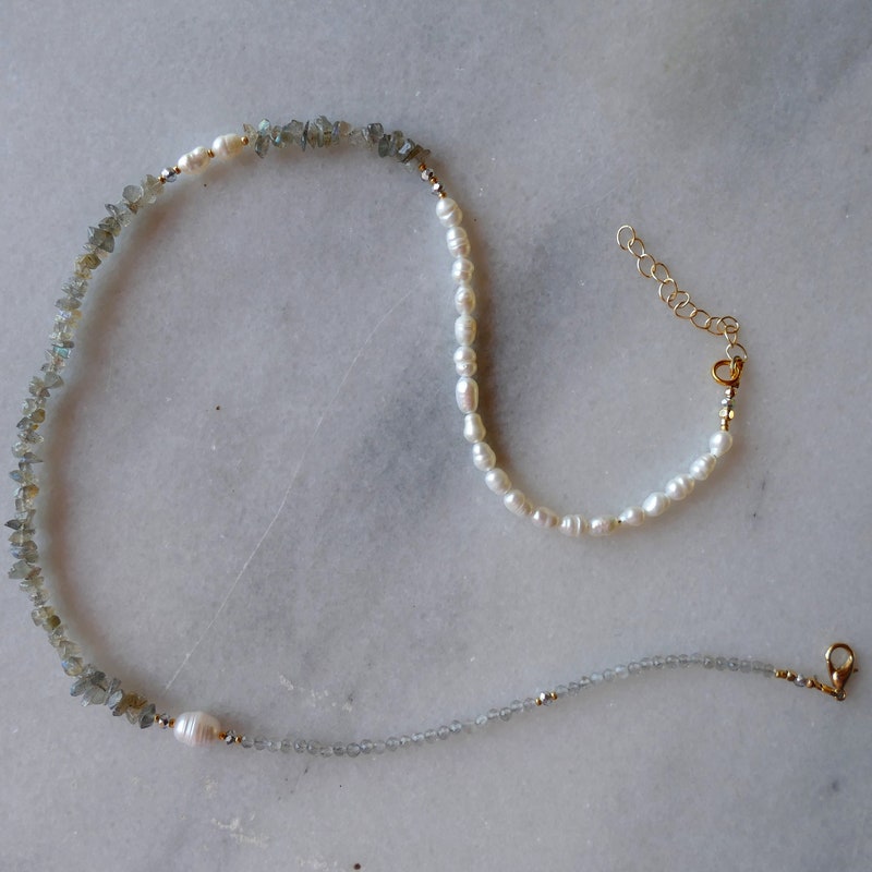 DELPHINE PEARL STATEMENT NECKLACE PEARL