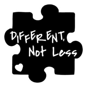 Könnte beinhalten: Schwarzes und weißes Puzzle-Teil mit dem Text "DIFFERENT. Not Less" in weiß.