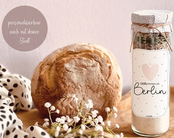 Personalized housewarming gift new apartment bread | Housewarming present Welcome to Berlin | gift for moving city | At home