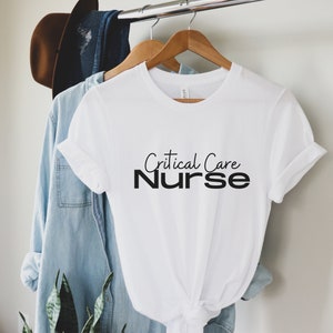 集中治療看護師シャツ、RN シャツ、看護師シャツ、看護シャツ、登録看護師シャツ、ICU 看護師 T シャツ、ICU 看護師、集中治療シャツ