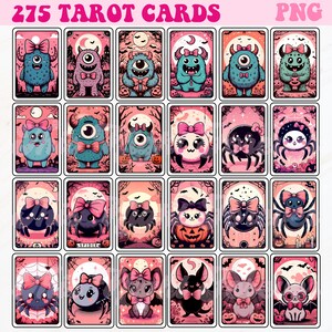 Op de afbeelding: Een set van 25 tarotkaarten met schattige, cartoonachtige illustraties van monsters, spinnen en vleermuizen. De kaarten hebben een roze achtergrond met een witte rand en zijn gelabeld "275 Tarotkaarten".