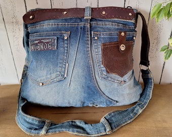 Merryland Handmade Denim Jeanstasche Upcycling Damen Tasche Jeans Unikat Einzelstück handgenähte Tasche Women Bag