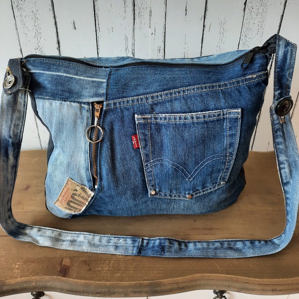 Merryland Handmade Denim Jeanstasche Upcycling Damen Tasche Jeans Unikat Einzelstück handgenähte Tasche Women Bag