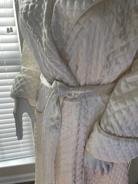 Vintage Robe Victorias Secret Ivory Quilted Sz Pe… - image 3