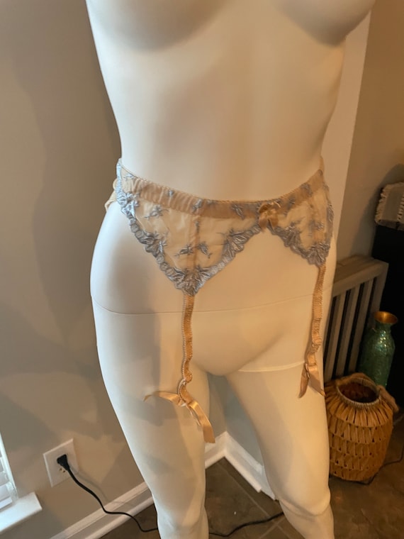 Vintage Lingerie Victorias Secret garter belt sz S