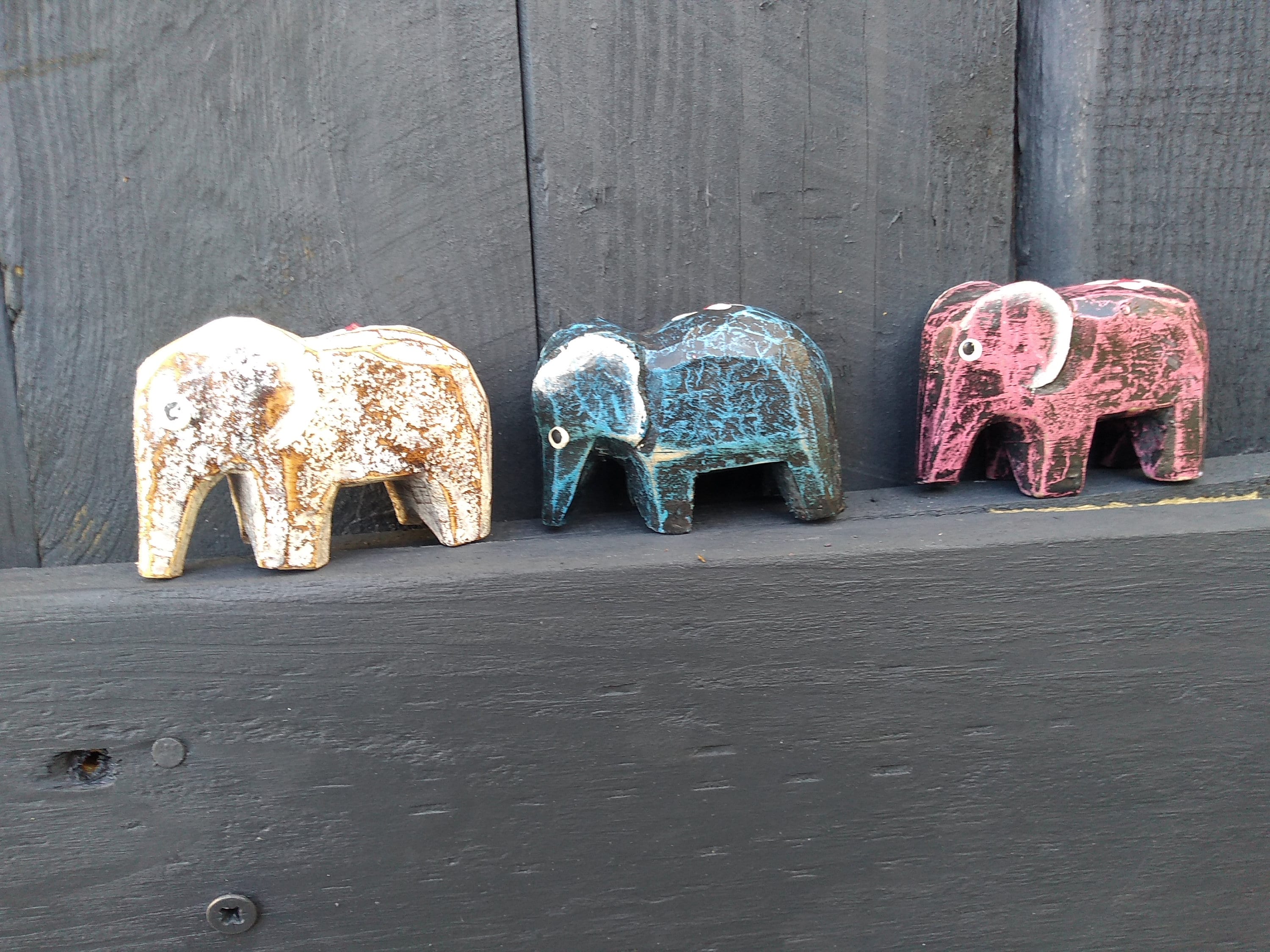 木製の象。手作りの塗装済み木製象 3 体セット - Etsy 日本