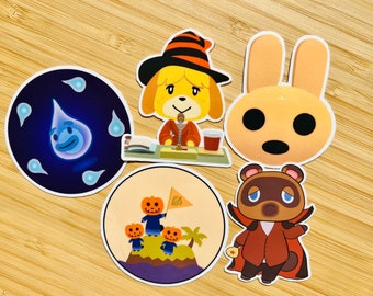 Stickers Halloween Animal Crossing, lot de 5 | ACNH sur le thème d'Halloween | Isabelle | Tom Nook | Feu follet | Timmy et Tommy | Vinyle