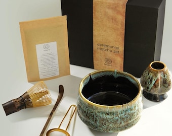 Japanisches Matcha Teezeremonie Set: Kyushu Matcha, Schüssel, Schneebesen & Zubehör