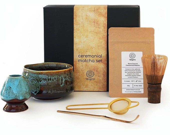Artisan Matcha Set: 30g Ceremonial Matcha, Matcha Sieve, Bamboo Whisk, Scoop, Ceramic Matcha Bowl & Whisk Holder, Japanese Tea Gift Box