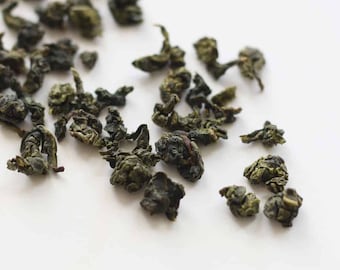 Krawatte Guan Yin Oolong-Tee | Eiserne Göttin der Barmherzigkeit, cremig-blumiger Geschmack