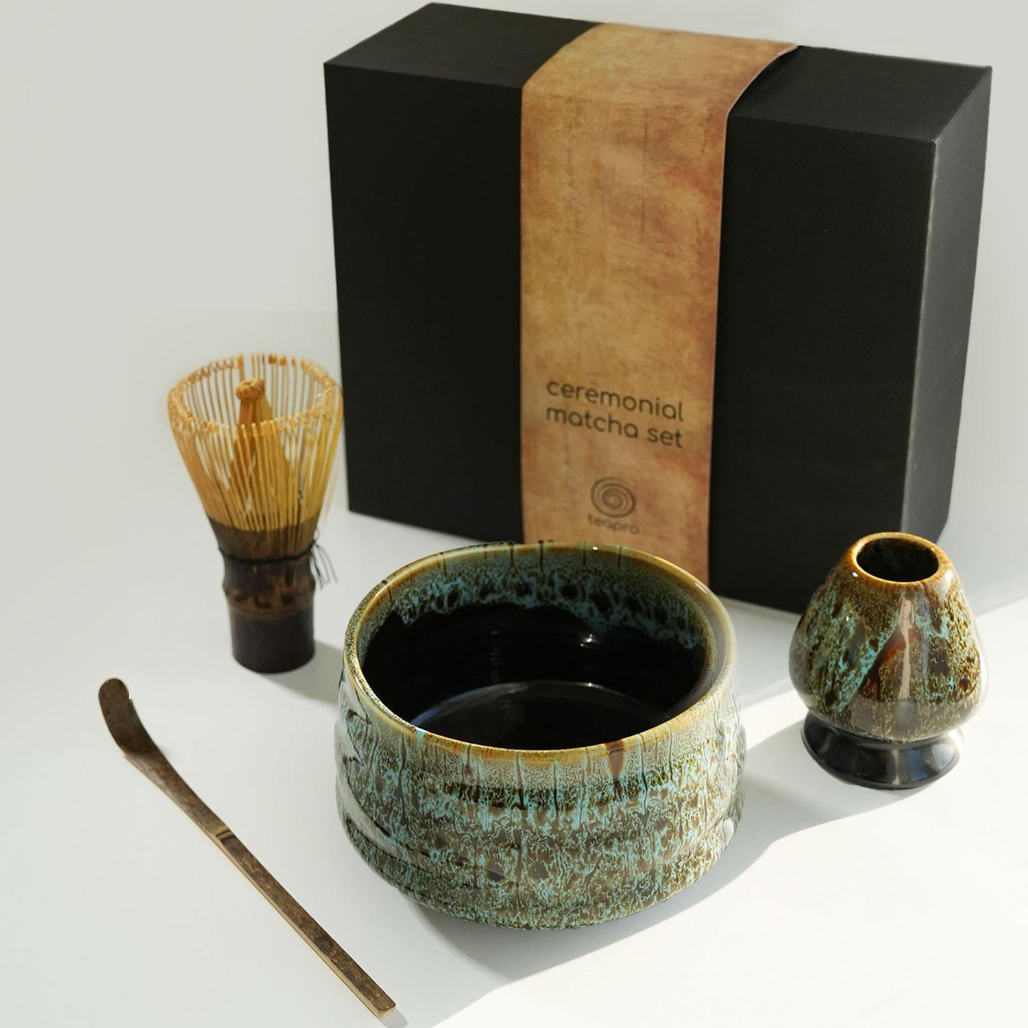 Artcome Service à thé matcha japonais, bol à matcha en verre avec bec verseur, fouet en bambou, porte-fouet en céramique, étui en bois, kit de cérémonie matcha fait à la main pour Artcome Service à thé matcha japonais, bol à matcha en verre avec bec verseur, fouet en bambou, porte-fouet en céramique, étui en bois, kit de cérémonie matcha fait à la main pour